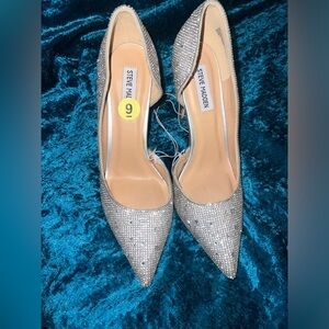 New Steve Madden heels size 9